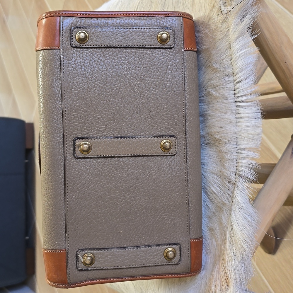 Dooney & Bourke Handbag - Picture 5 of 9
